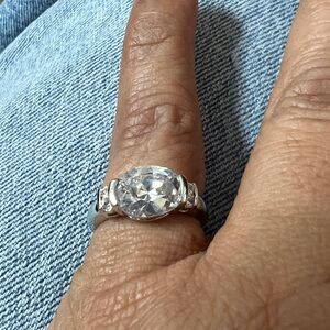 Round Cut Cubic Zirconia Solitaire Ring Size 6 #69